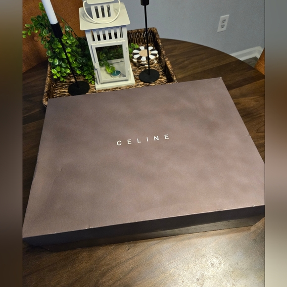 Celine Blanket w/box🤎